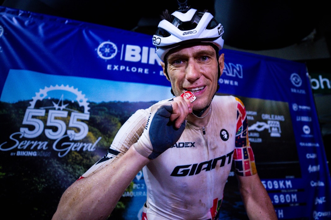 Pierre Rolland gagne le BikingMan 2026 au Brésil