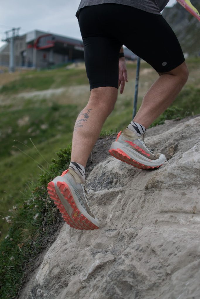 Altra Olympus 275 HiLo