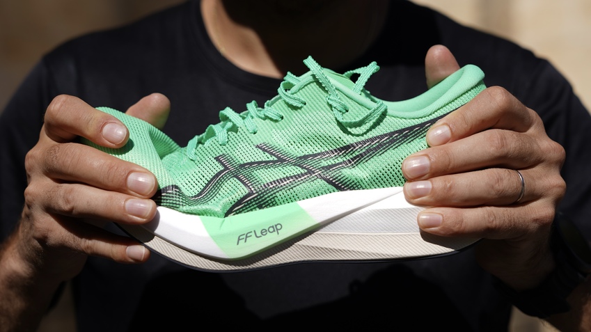 ASICS Magic Speed 5