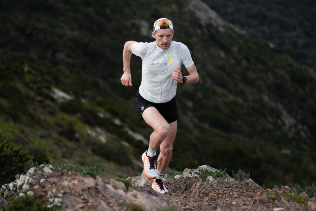 GR20 : Aurélien Dunand-Pallaz s’attaque au record de François D’Haene et aux 29 h 46