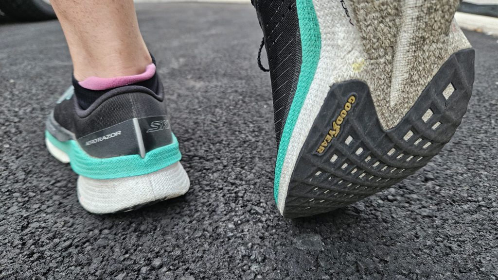 Skechers Aero Razor
